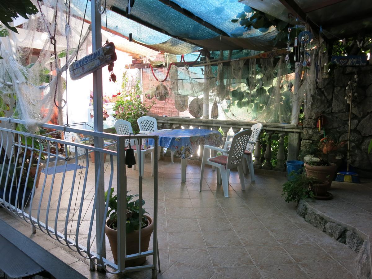 Apartment "I Love Njivice" Herceg Novi Bagian luar foto