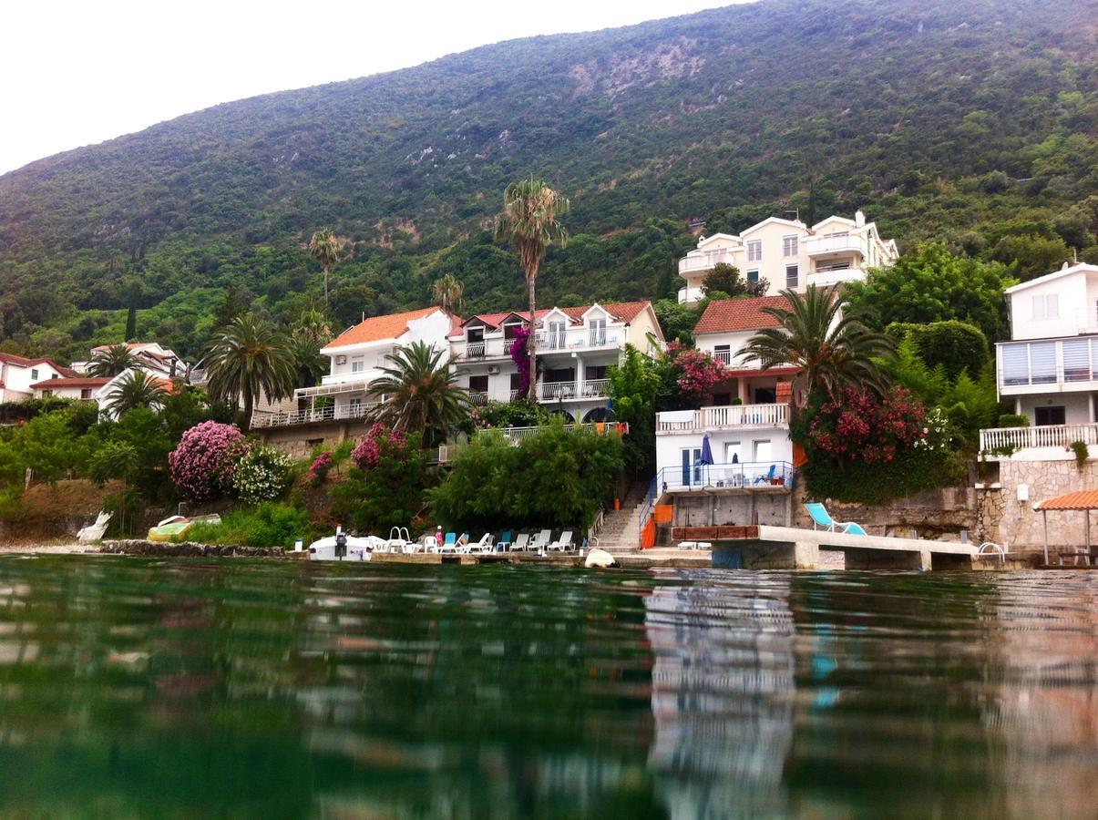 Apartment "I Love Njivice" Herceg Novi Bagian luar foto