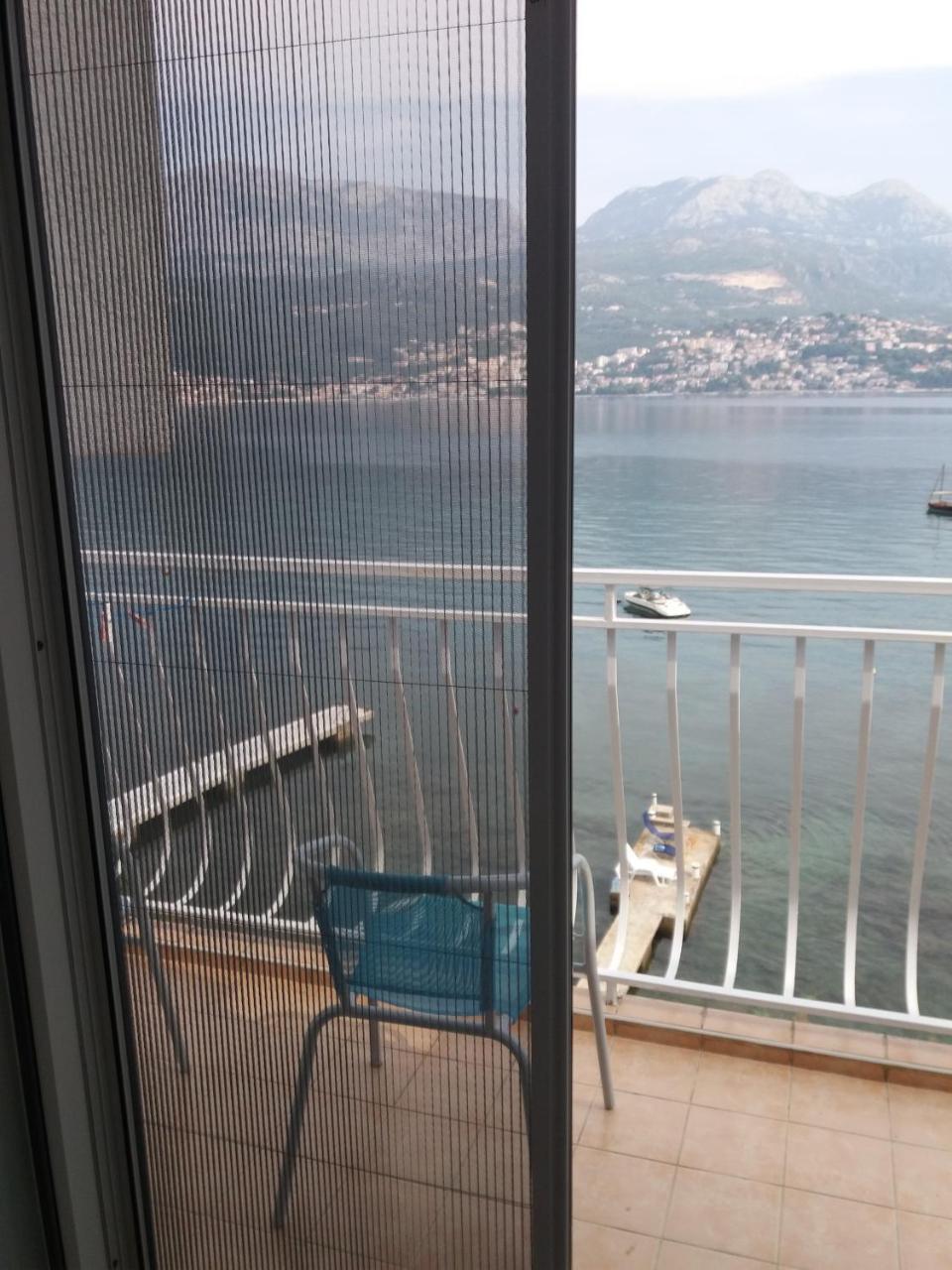 Apartment "I Love Njivice" Herceg Novi Bagian luar foto